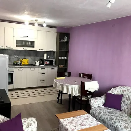 Апартамент Глори Apartment *